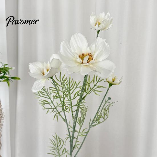 Wartungsfreie Blumendekoration für Hotel, 33 Zoll hohe künstliche Cosmeen-Blumen in Vasen, gefälschte Seiden-Gänseblümchen-Zweige mit Stielen in Vase, realistisch