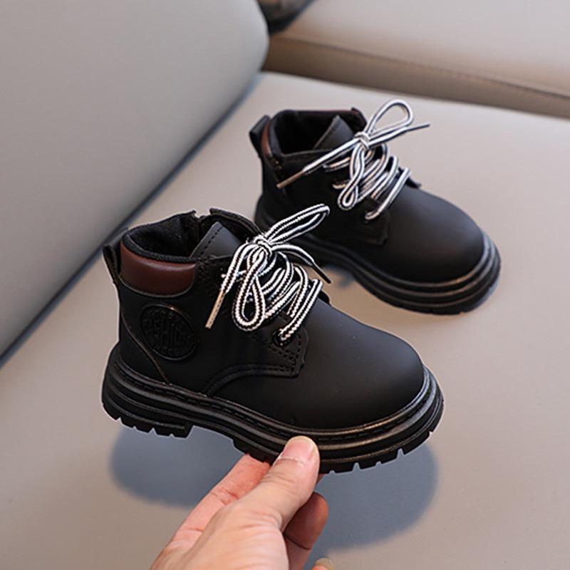 

Осенне-зимние красивые повседневные универсальные удобные нескользящие короткие ботинки на молнии для мальчиков и девочек 22