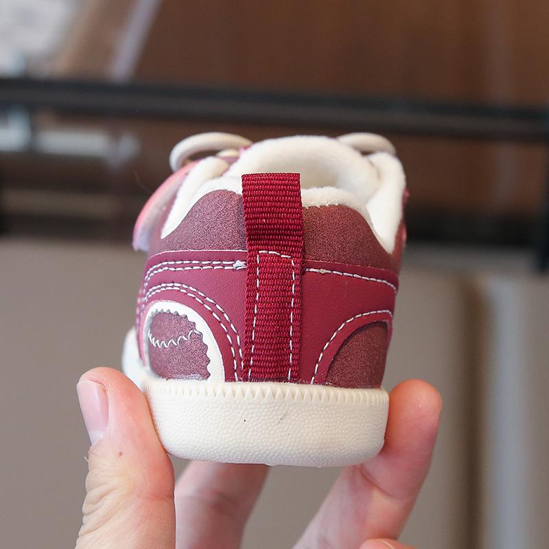 2025 Autumn/Winter Stylish Korean Girls' Lightweight Comfort Sports Shoes