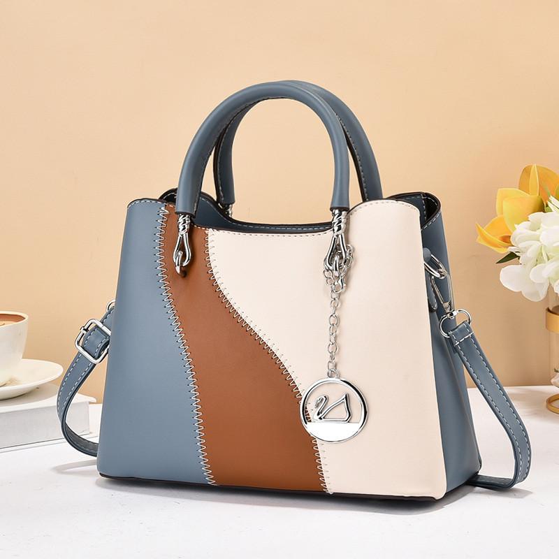 Stylish Medium Capacity Pu Tote Bag For Women With Versatile Design And Chain Detail