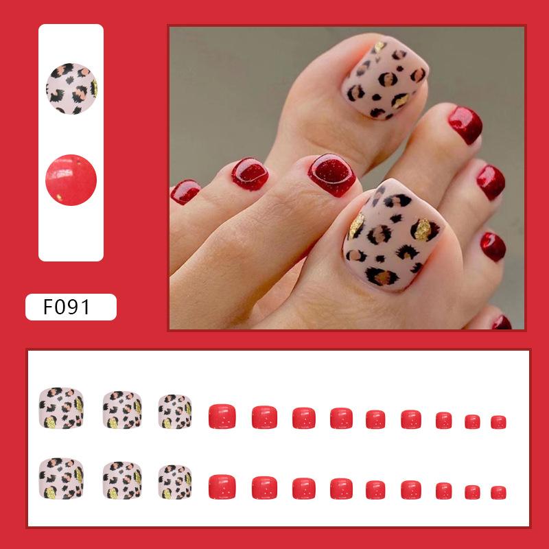 Burgundy sparkling sweet and cool leopard print manicure foot model wearing cool and elegant girl fake nails 24 pieces boxed foot nail pieces
