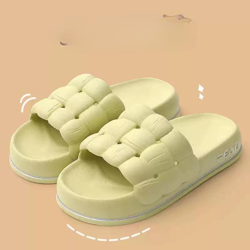 Summer Women Thick Slippers Sole Beach Slides Home Slippers Anti-Slip Soft Sandals Fashion Ladies Cloud Slippers