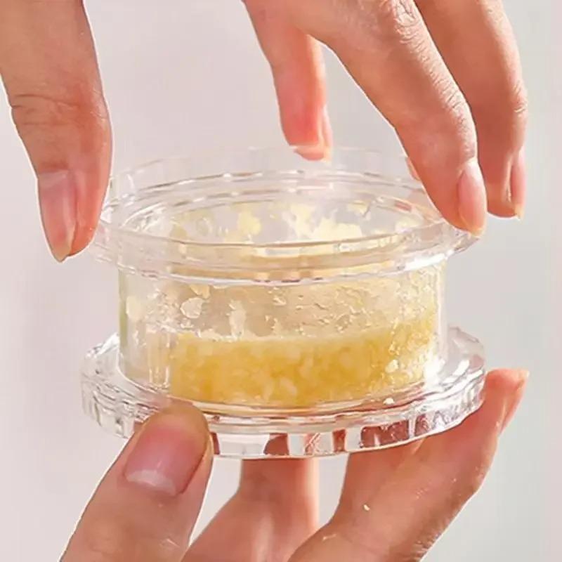Manual Garlic and Ginger Masher Rotating Pestle for Grinding Paste and Ginger Juice Home Kitchen Tools Supplies Lover