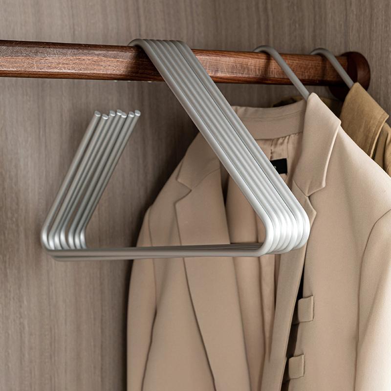 Triangle Hangers Lightweight Durable Clothes Hangers Anti Slip Aluminum Alloy Metal Hanging Rack Closet Clothing Hangers