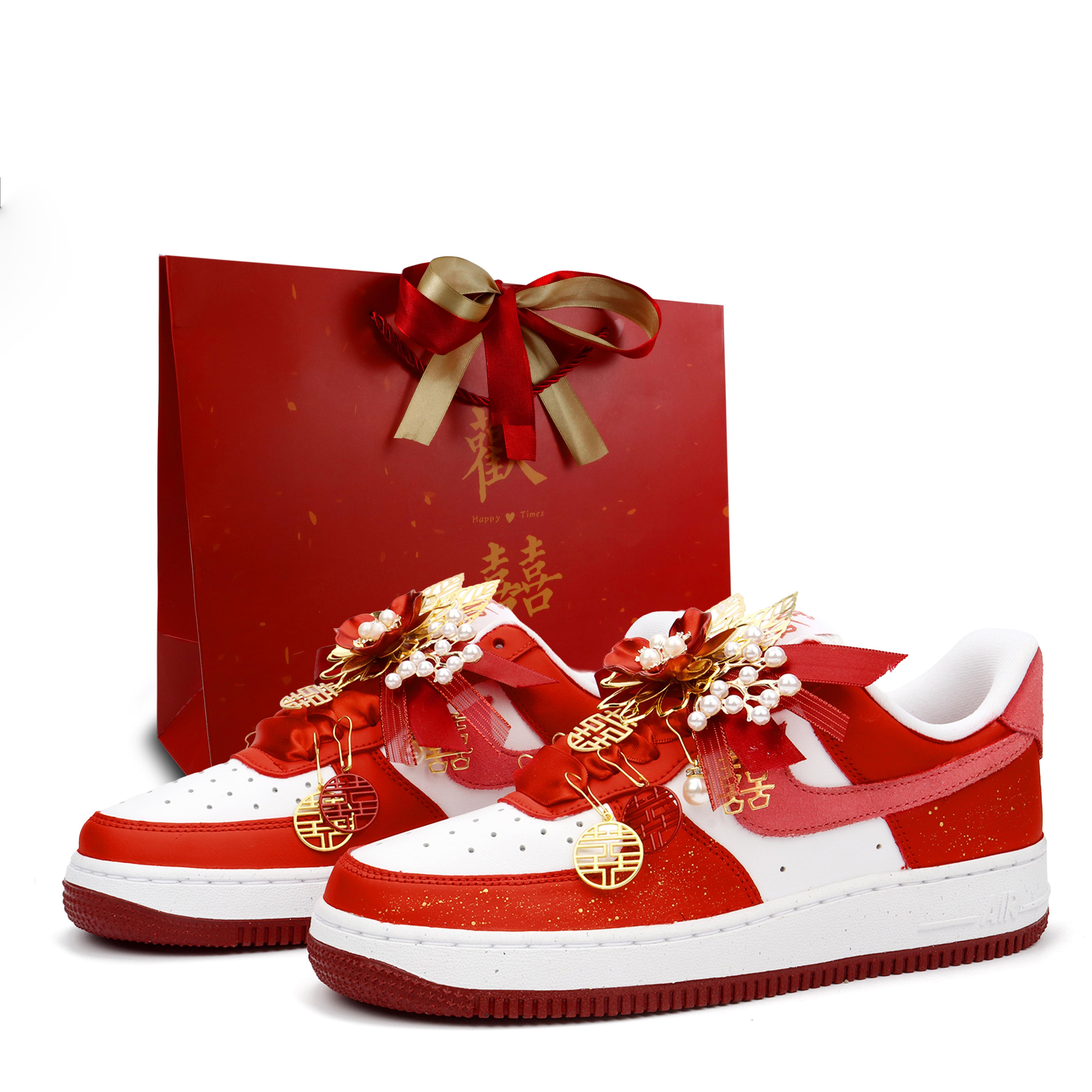 

Nike Air Force 1 Love And Grow Together For A Century Height Increasing Height Increasing Low top Skateboard Shoes FQ7626-100(Team900-) 38