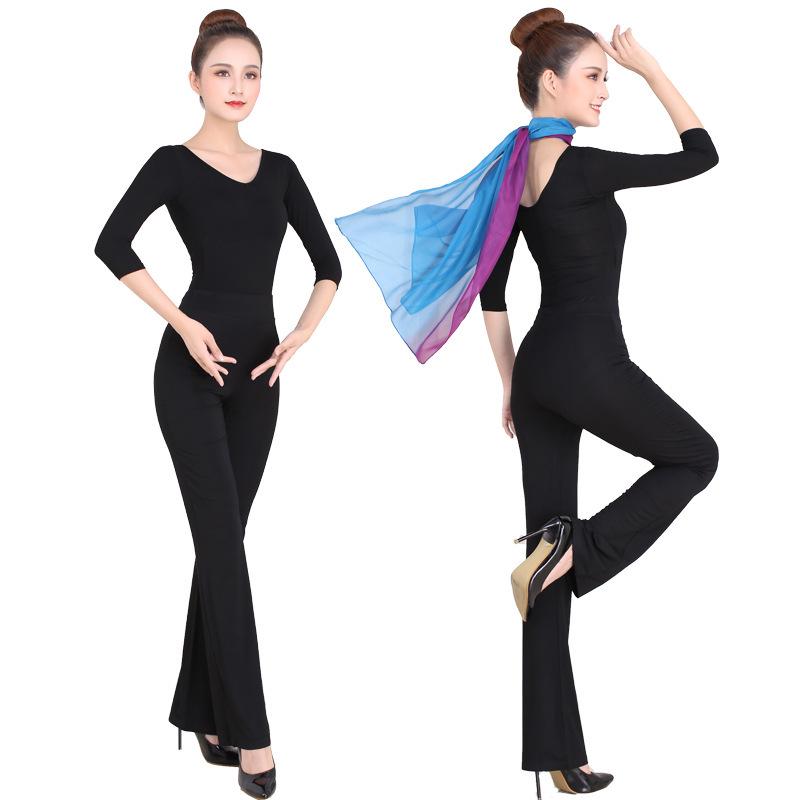 

Женский тренировочный костюм для этикета: Элегантная модель светской львицы и танцевальный костюм S