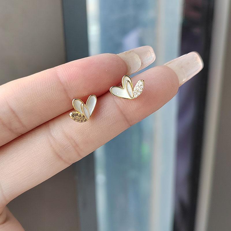 

Японские и корейские мини-серьги-гвоздики Love, женские милые маленькие бриллиантовые серьги, простые украшения для ушей