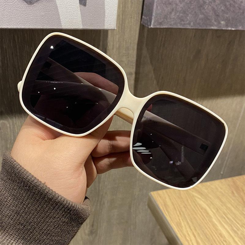 

New Women Square Large Frame Sunglasses Classics Vintage Oversized Glasses Brand Designer Men Sun Glasses UV400 Gafas De Sol As shown in the figu