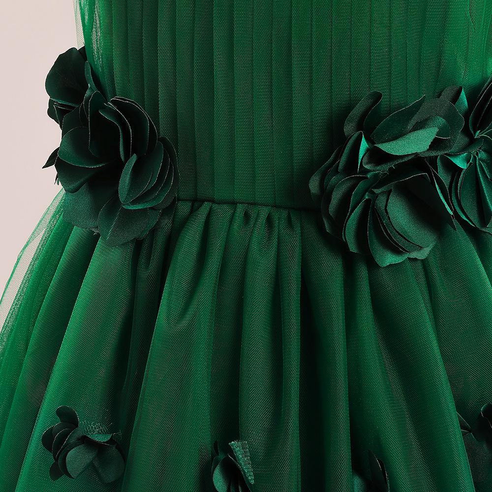 2024 Spring Collection: Princess Evening Dress with 3D Appliques and Tulle Skirt