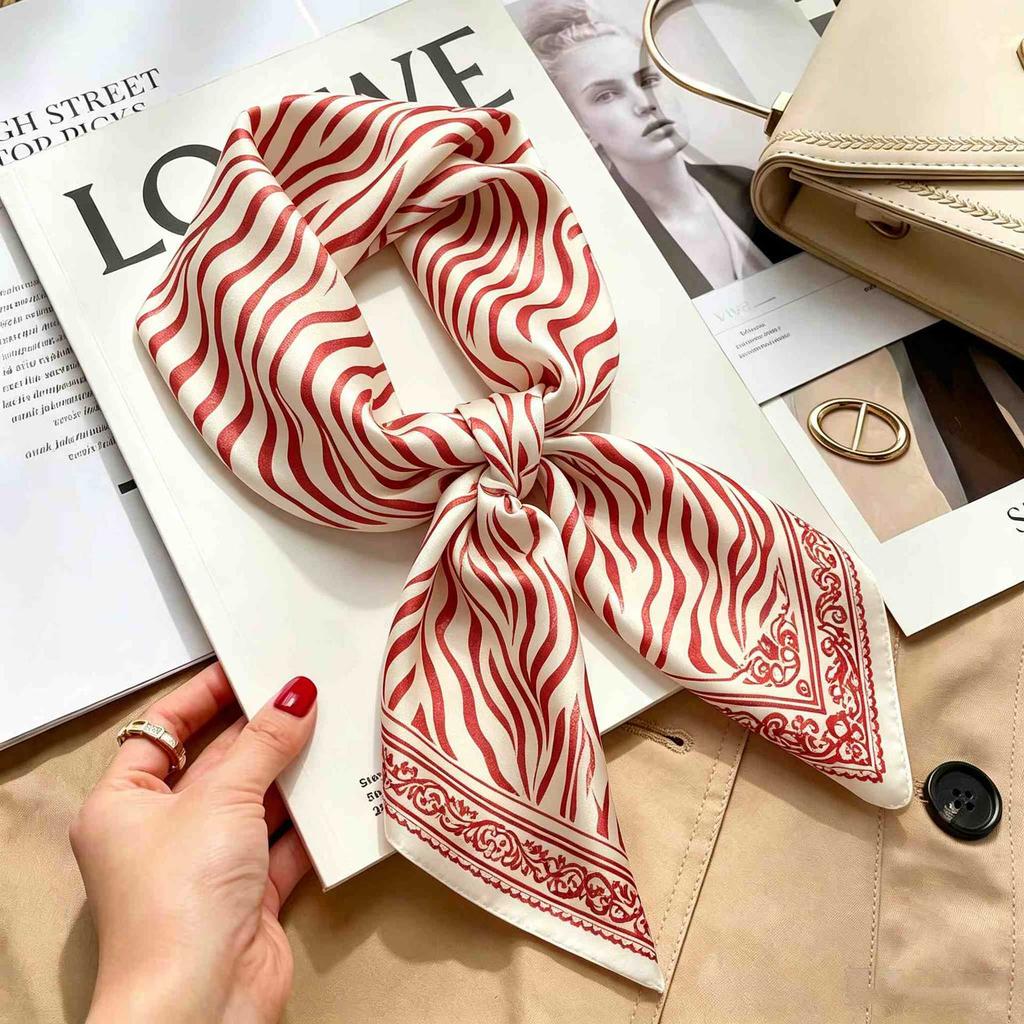 Women's spring and autumn silk scarf temperament versatile thin Internet celebrity Korean version light luxury fashion scarf high-end design small squ