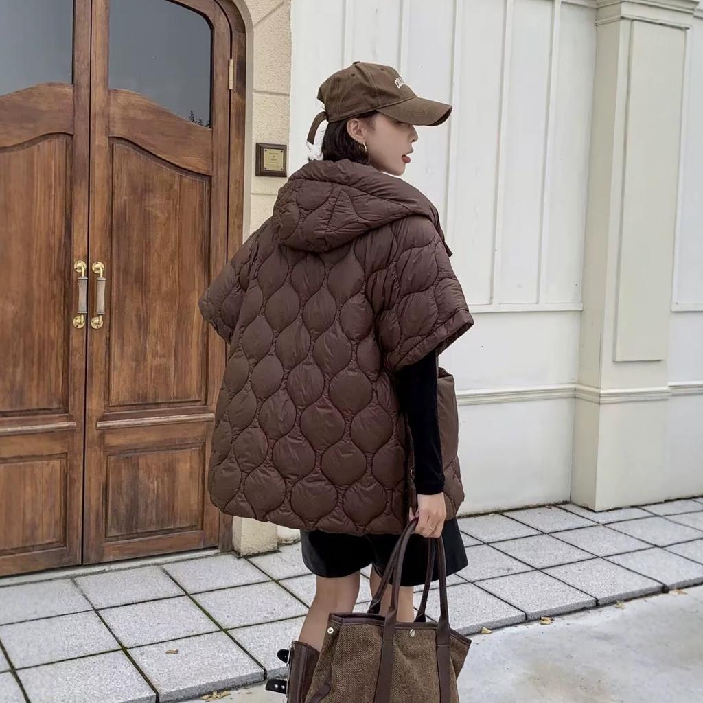 Nova versão europeia de colete acolchoado com capuz para outono e inverno, jaqueta colete curta fashion versátil