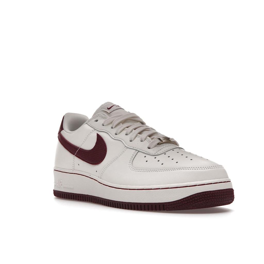 Nike Air Force 1 07 Craft Dark Beefroot Unisex-Sneaker Weiß Sail Dunkel-Beetrot DB4455-100