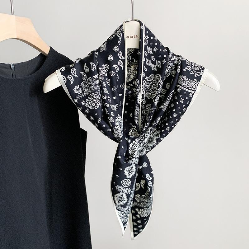 Penny grade black and white cashews! Commuter style silk imitation twill silk irregular rhombus scarf for clothing products small silk scarf