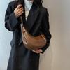 Crescent Armpit Bag Women's Bag New Niche Fashion Dumpling Bag Texture Semi-round Portable Shoulder Bag
