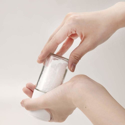 Kai House Select Ceramic Salt Mill, Made in Japan, FP5161