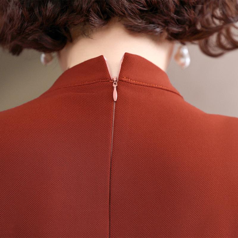 Stylish Chinese Long-Sleeved Dress for Middle-aged Women in Spring and Autumn