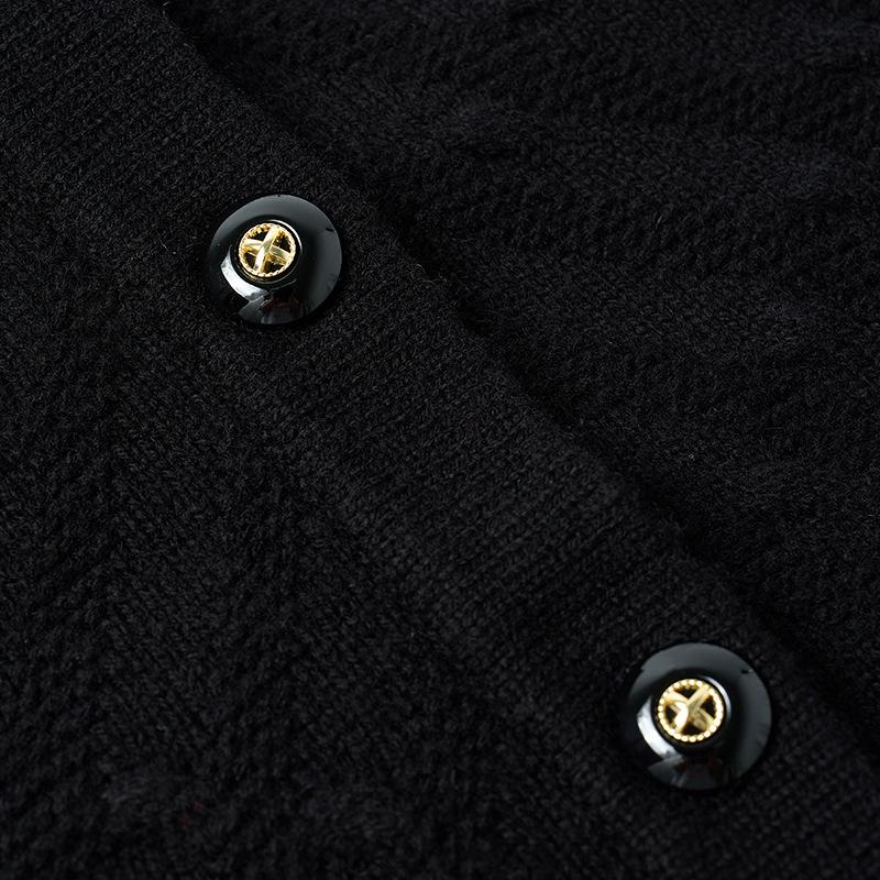 Northern Deer Light Luxury French Chic Wool Jacquard Round Neck Knit Cardigan Autumn 251202
