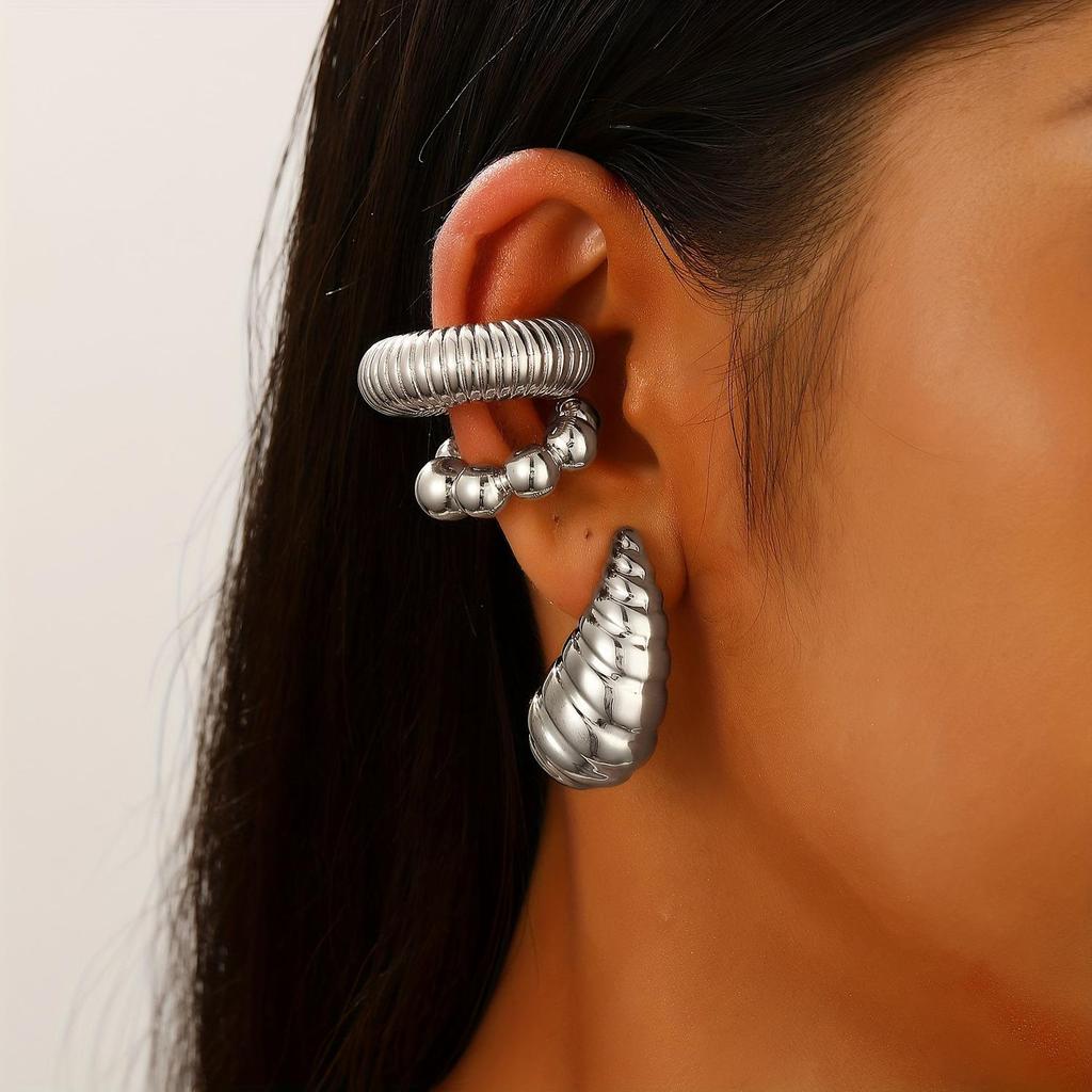 Chic European & American Oval Hollow Electroplated Ear Clip Earrings