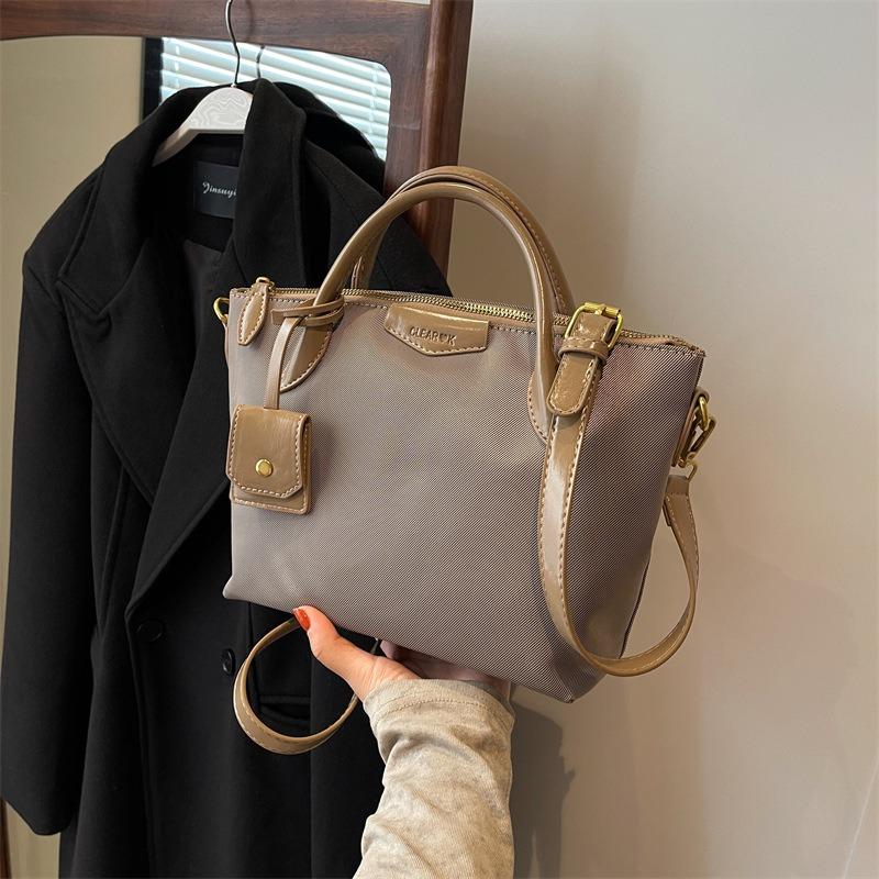 Casual bag Women's winter lightweight cloth bag Shoulder bag Large capacity tote bag Crossbody carry large bag