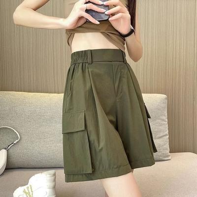 Pantaloncini cargo alla moda e larghi per le donne con gambe larghe e taglie forti per l'estate