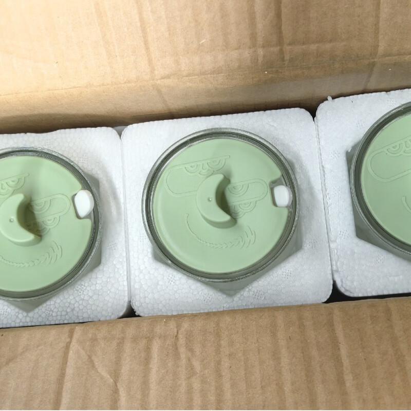 

Rotating Glass Spice Jars Set with Lids and Base