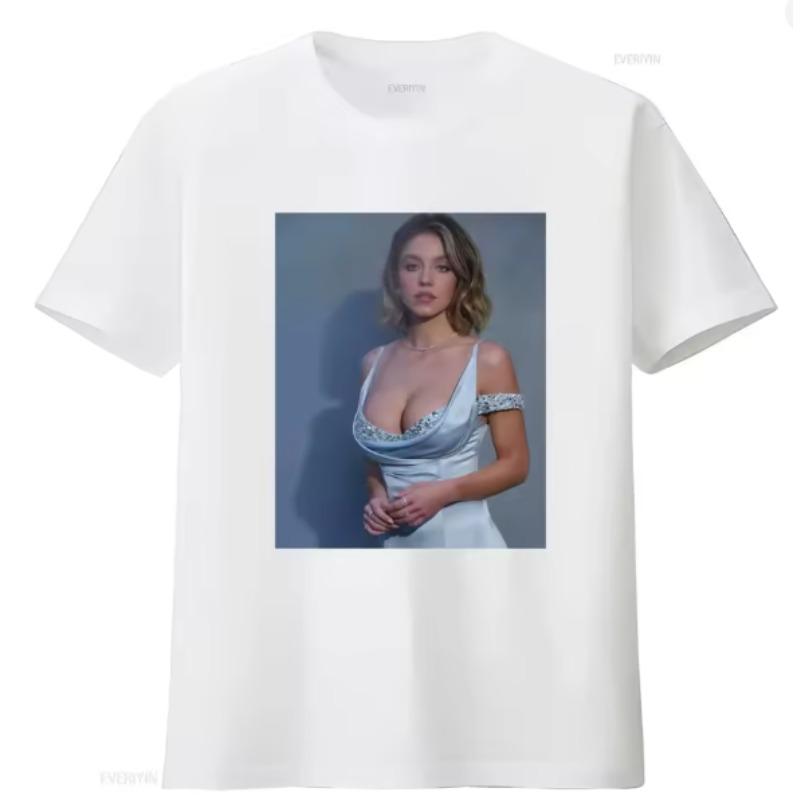 

Sydney Sweeney Inspired T Shirt Fashionable Celebrity Print for Women Stylish and Trendy Vintage Washed Unisex Streetwear S