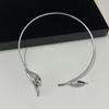 Simple And Light Luxury Temperament Cold Style Metal Leaf Flower Necklace Fashionable Personality Clavicle Chain Open Collar
