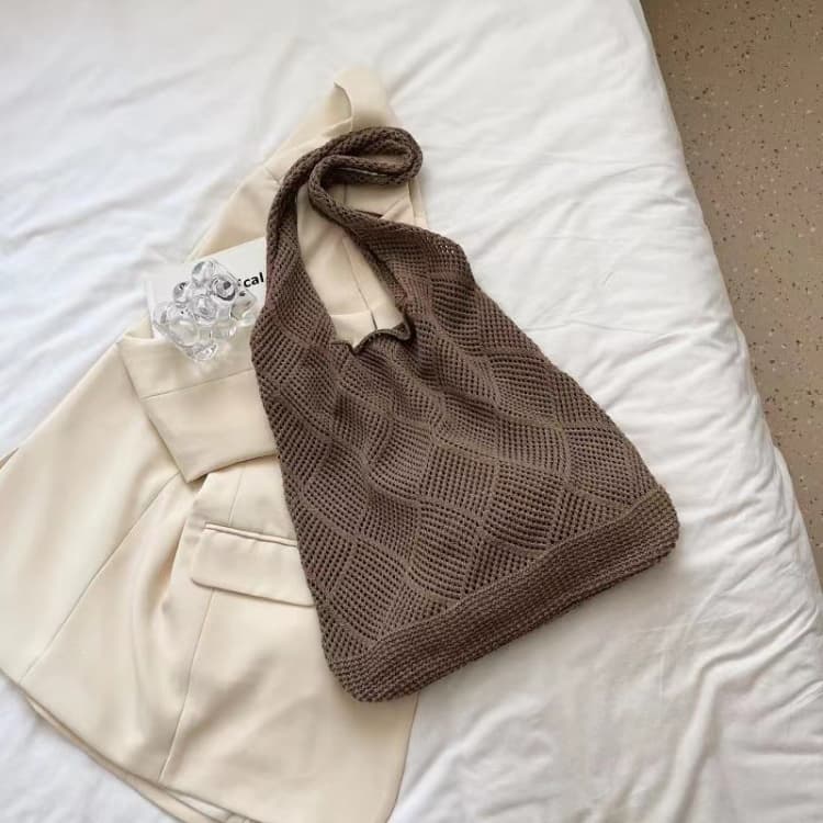 New women's hollow knitted handbag beach bag