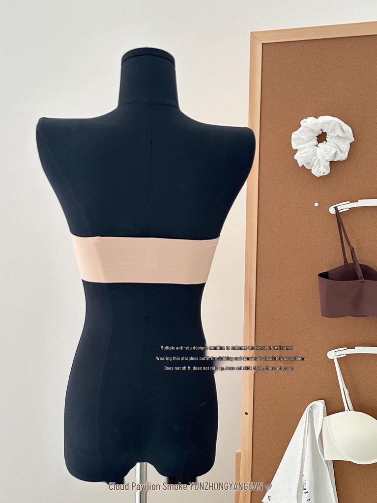 A002 Strapless Push-Up Bra with Front Buckle and Beautiful Back Design