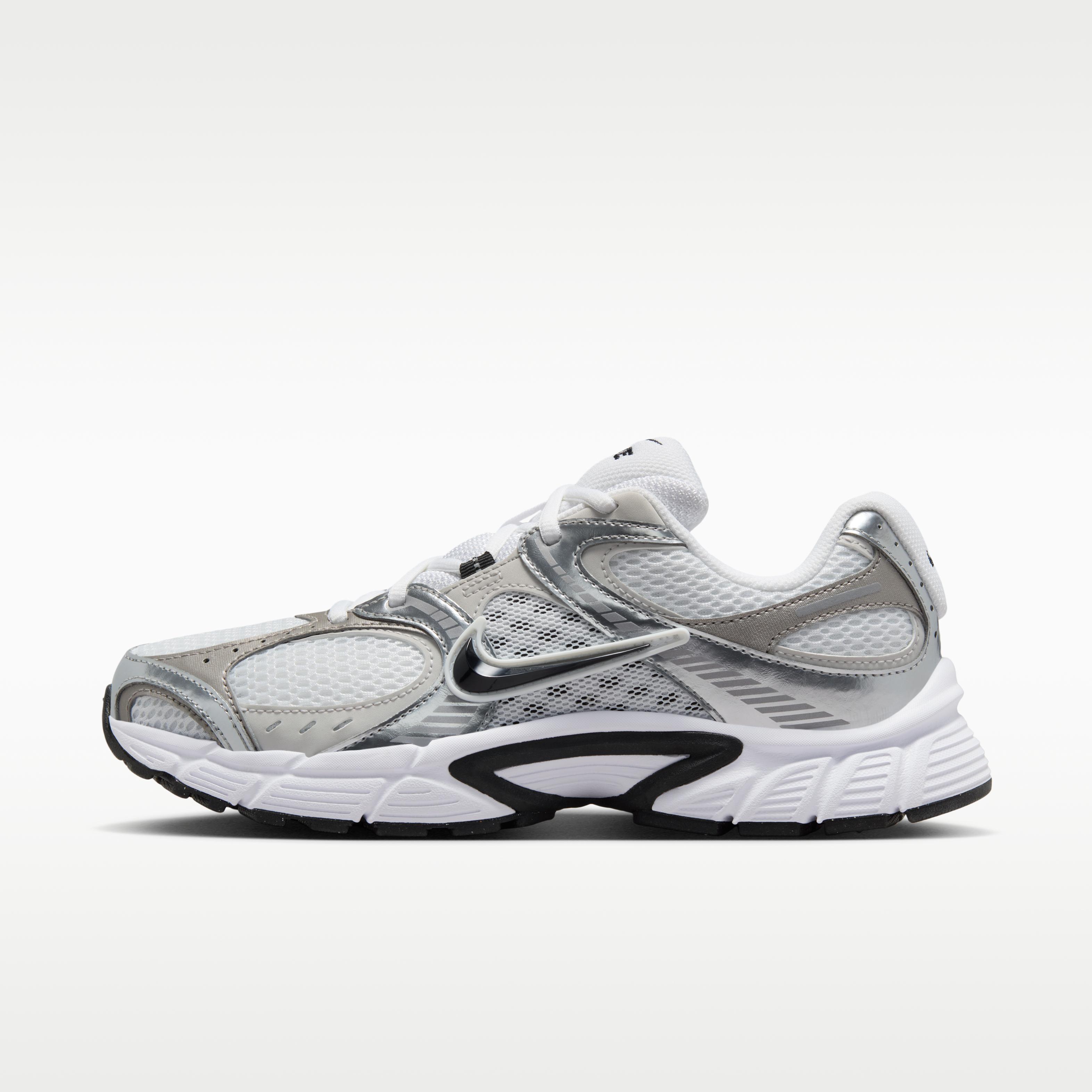 Nike V5 RNR White Vast Grey Metallic Silver Black (Women s) 38.5