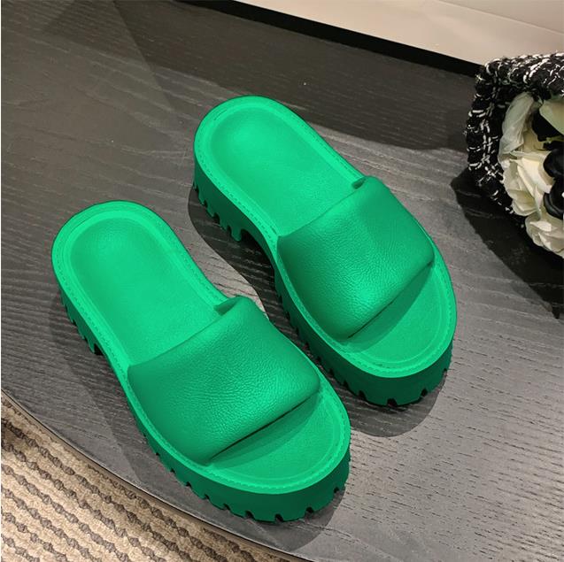 Fashion Punk Chunky Heels Mules Shoes Sandals For Women Rivet Platform Slide Sandals Open Toe Summer Street Goth Shoes Beach Shoes
