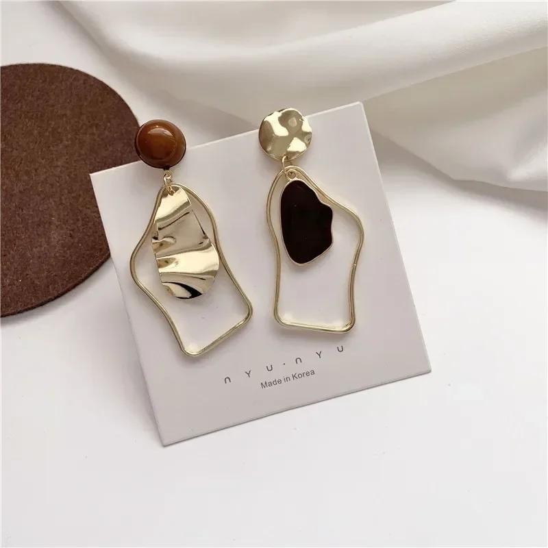 Metal Irregular Drop Women Earrings Geometric Statement Earrings Fashion Jewelry Wedding Accessories Pretty Lady Earring Decor