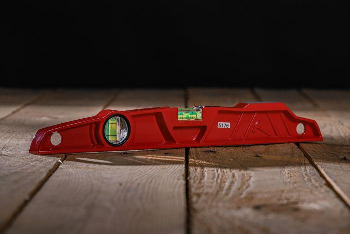 Niveau - HANGER - TL trapézoïdal - 600 mm - Corps alliage aluminium - Fiole horizontale et verticale