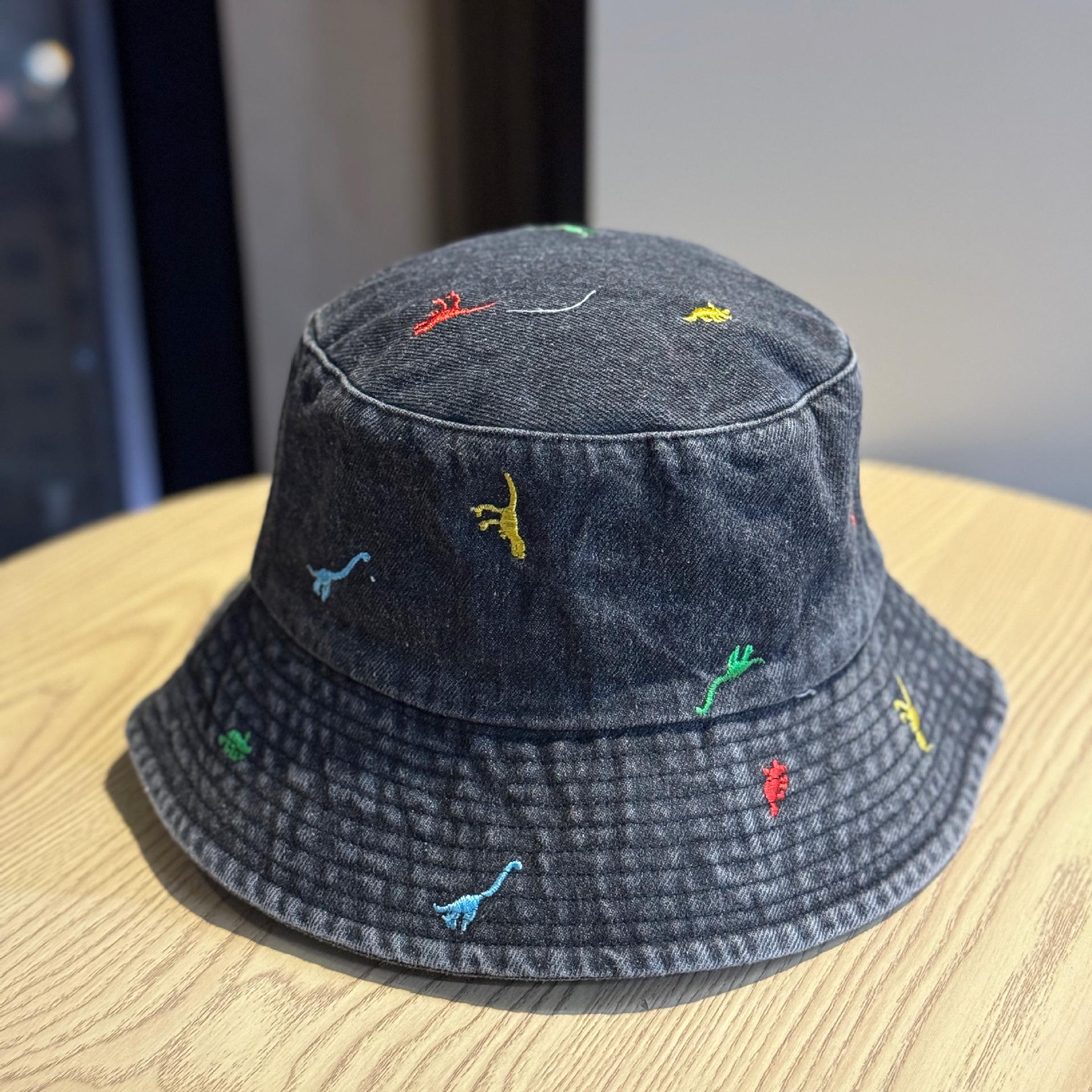 

Korean-style cartoon embroidered denim bucket hat for women, fashionable and versatile, stylish for going out, casual and textured, makes the face Adult54-60Adjustable чёрный