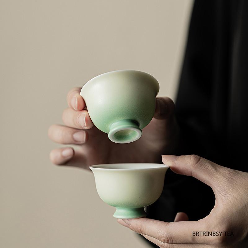 1 Pc Chinese Vintage Gradient Ceramic Tea Cup Handmade Teacup Household Tea Bowl Travel Personal Meditation Cup Teaware 35ml