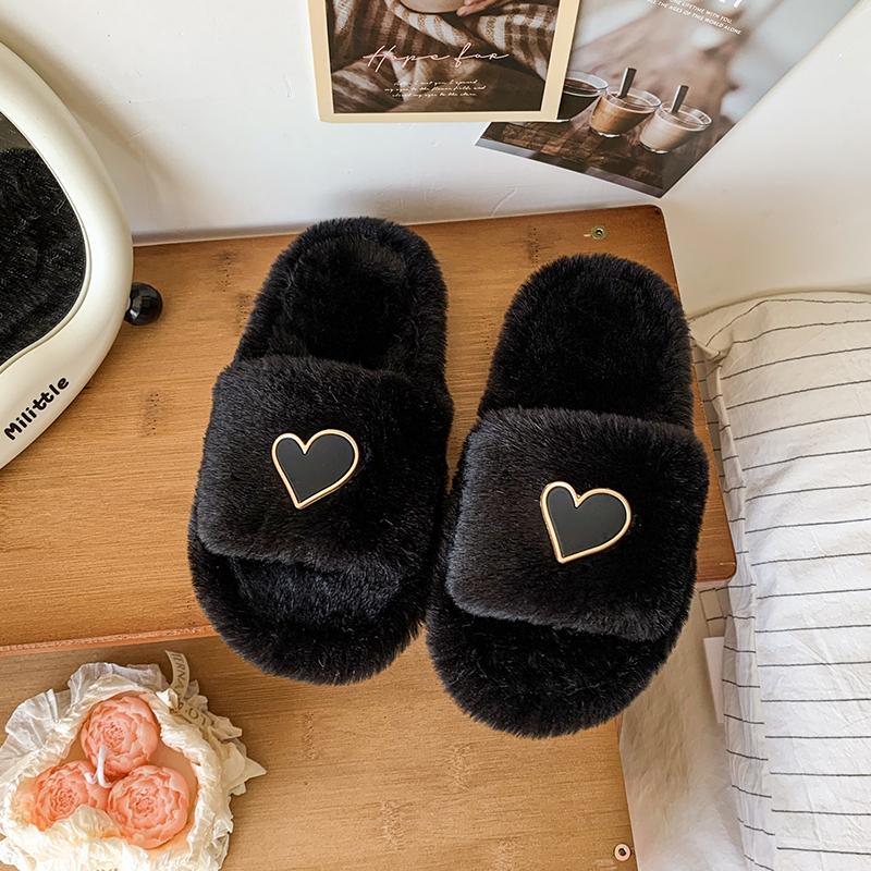 New Love Heart Spring Autumn Children's Furry Slippers Cute Comfortable Flat Bottom Home and Outdoor Wearable Slippers
