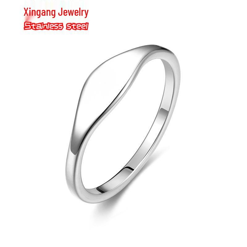 Glossy Korean Dongdaemun Titanium Steel Women's Celebrity Ring