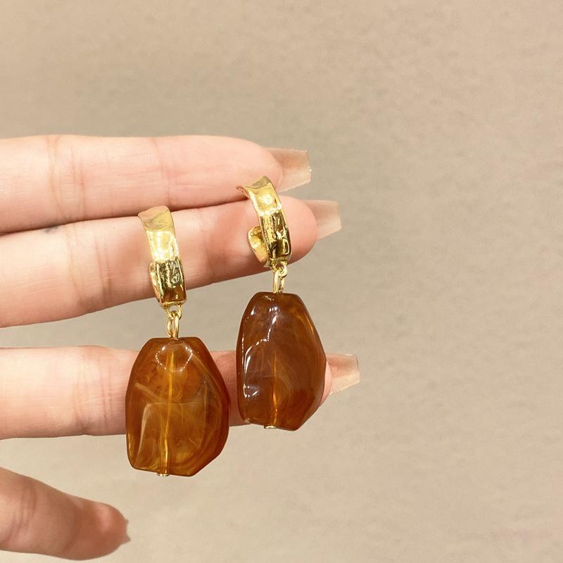 Maillard Geometric Butterfly Coffee Earrings For Women  Vintage Studs Personality Drop Earrings Luxury Designer Jewelry