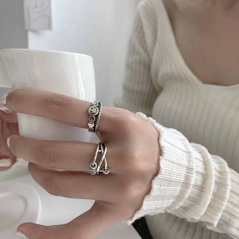 Contemporary 925 Sterling Silver Vintage Smiley Face Ring For Fashion Forward Women