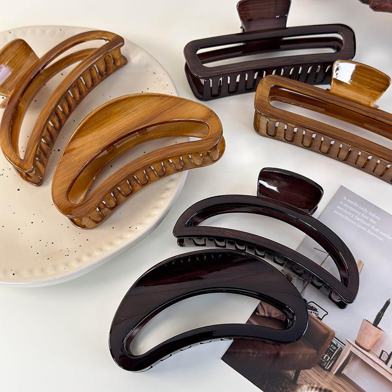 Retro Tortoiseshell Acrylic Large Hair Claw Fashion Hollow Crescent Hairpins Shark Clips Womens Temperament Barrettes Headbands