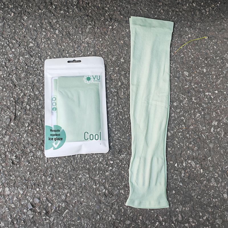 Korean Style Solid Color Ice Sleeves for Women - UV Protection Arm Covers for Summer, Running, Cycling, and Sun Protection.