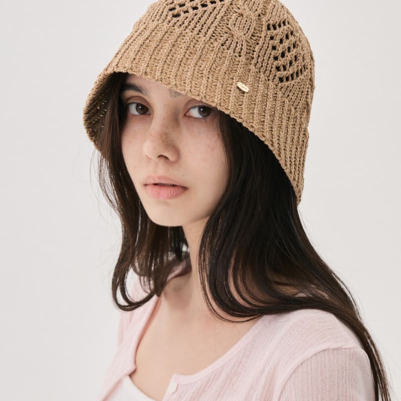 

LILYKORI Панама с мелкой перфорацией Beige