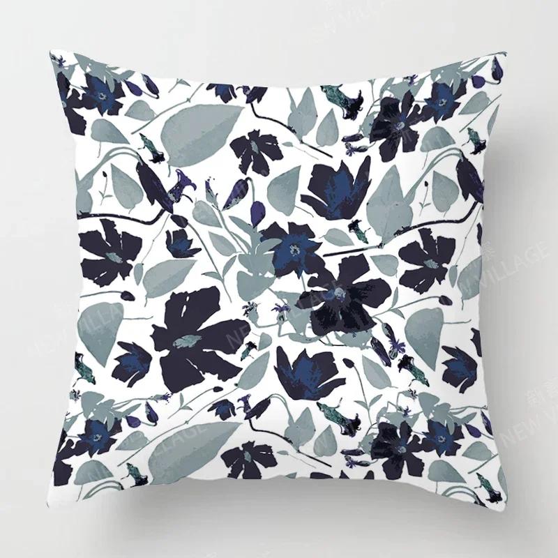 Doplňte dekoraci svého obývacího pokoje stylovým geometrickým povlakem na polštář v modrobílém květinovém vzoru Home Decor 45x45 40x40