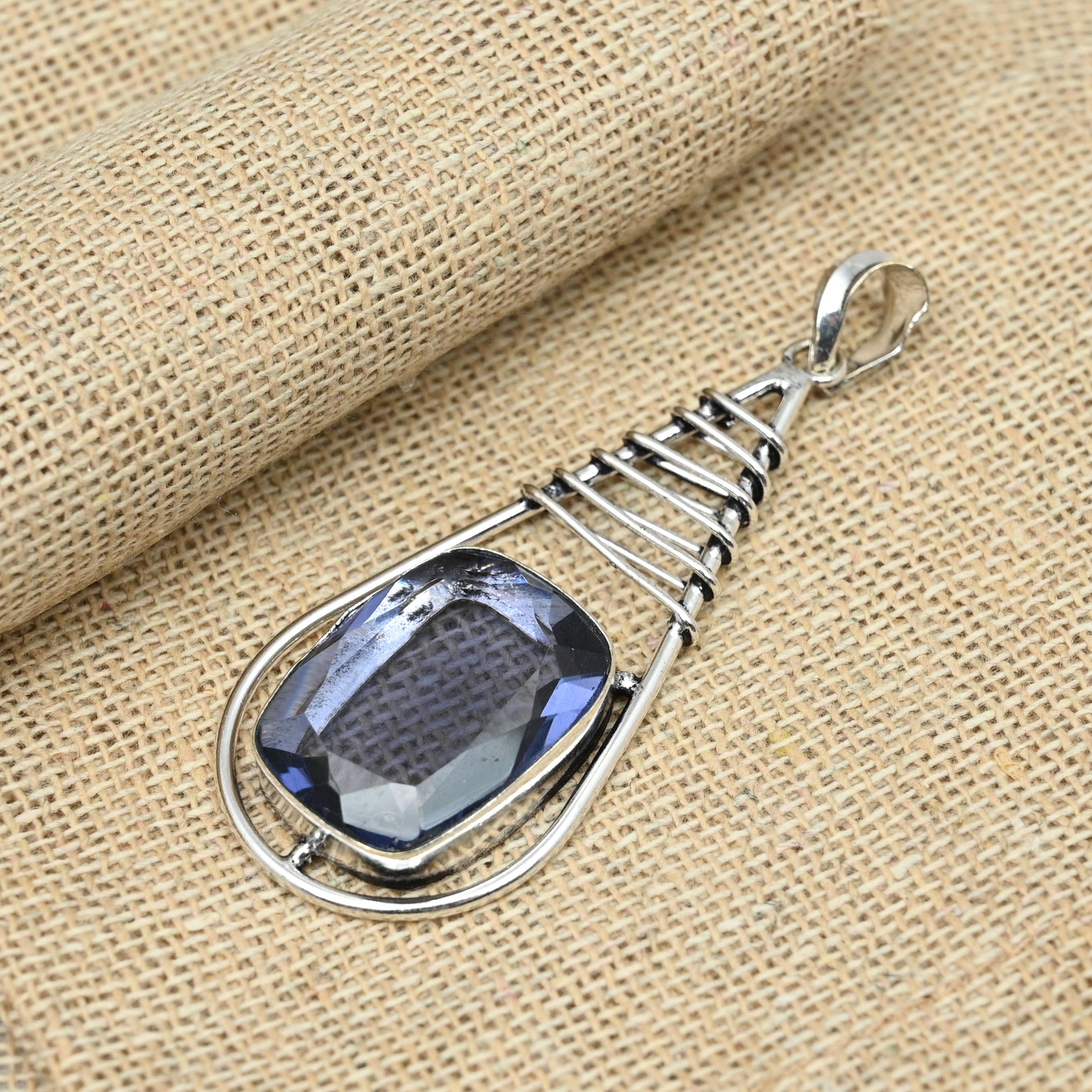 

Фиолетовый аметист, драгоценный камень, стерлинговое серебро 925 пробы, необычный кулон ручной работы, ювелирные изделия, рождественский подарок 2.75 Inches фиолетовый