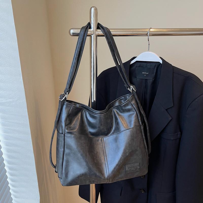 Elegant Pu Material Vintage Tote Bag For Women With Spacious Interior And Trendy Design Black No Pendant