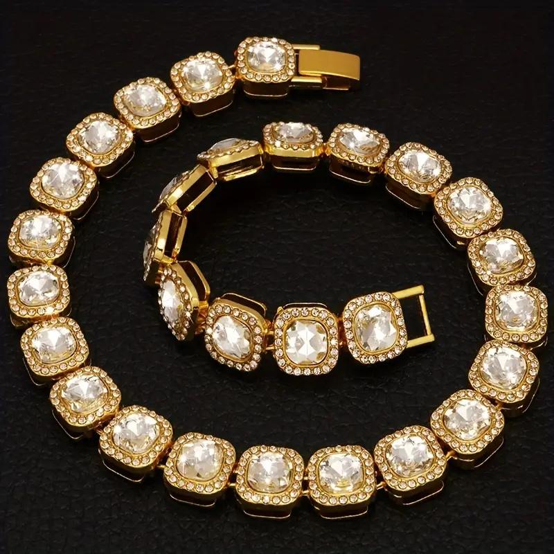 Dog Chain Diamond Cuban Collar Walking Metal Chain Collar with Design Secure Buckle, Pet Cat Cuban Collar Jewelry Accessories