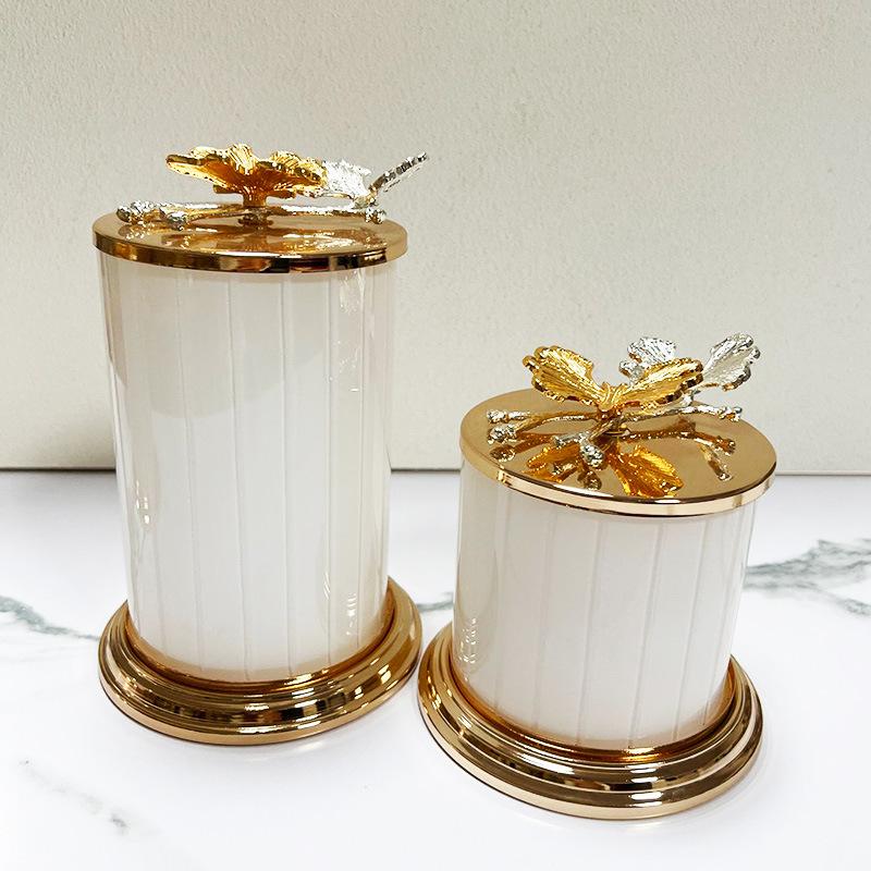 Creative Metal Butterfly Storage Jar Jewelry Cotton Swab Box Home Scented Candle Jar Nut Candy Box Crafts Home Decoration Modern