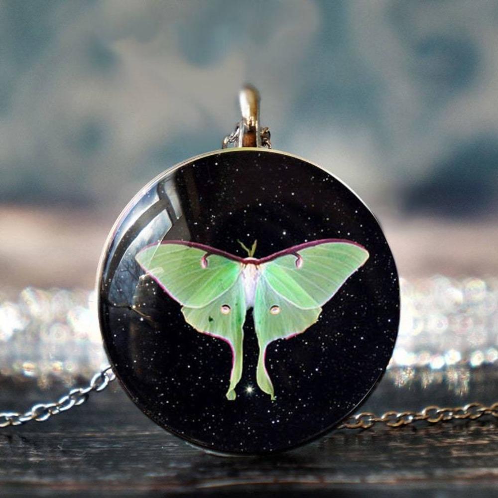 Collar Colgante de Bola de Cristal de Doble Cara con Ojo Gótico, Orca, Mariposa y Dos Serpientes Entrelazadas para Mujeres Hombres Halloween Joyería de Miedo