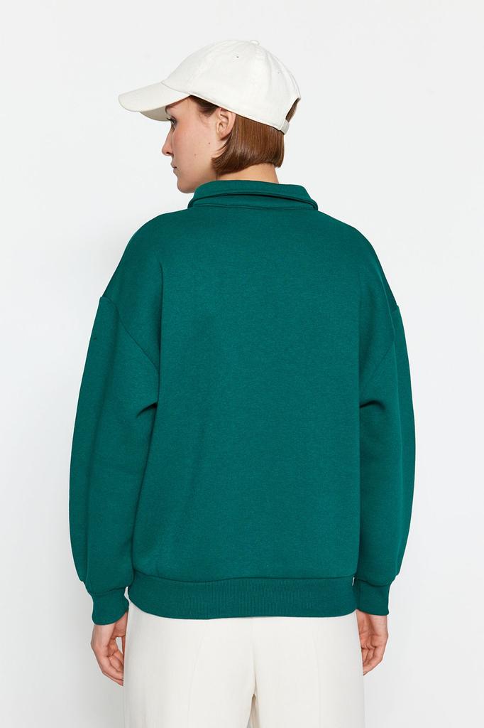 Women's Fashionable Stylish Sweatshirt Emerald Green Shirt Collar Embroidered Regular Fit Thick Inside Fleece Knitted Sweatshirt