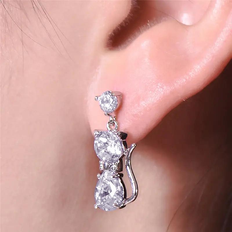 Huitan Romantic 9 Colors Cat Earrings for Women Inlaid Brilliant Cubic Zirconia Statement Girl Earrings Daily Wear Party Jewelry